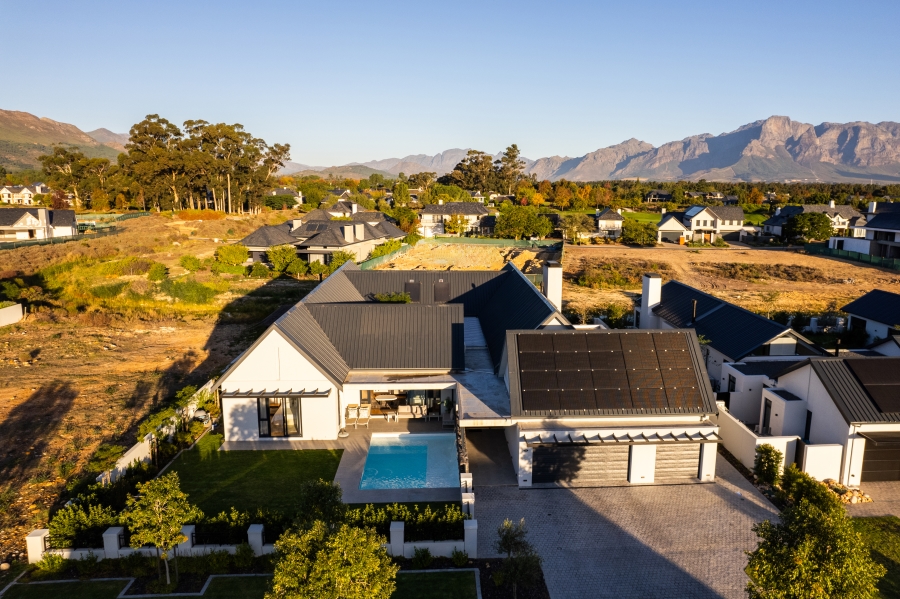 4 Bedroom Property for Sale in Val De Vie Estate Western Cape